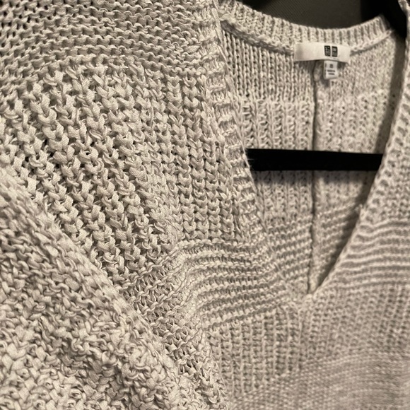 Crochet V neck Top - Picture 2 of 4